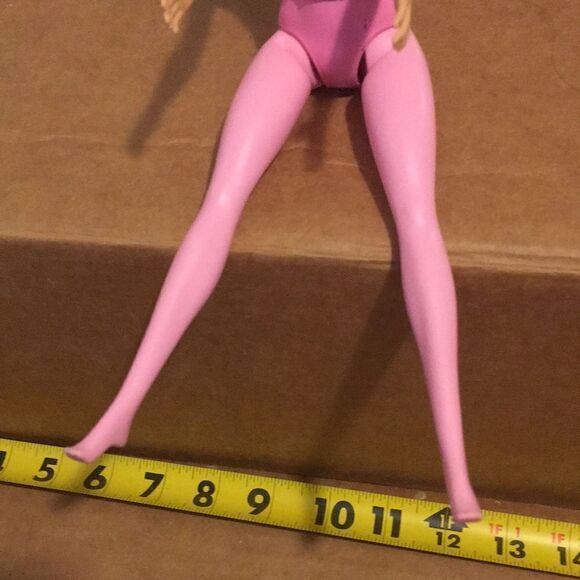2013 Barbie Doll - Picture 4 of 10